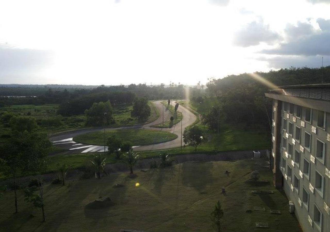 Tinapa Lakeside Hotel Calabar Exterior photo